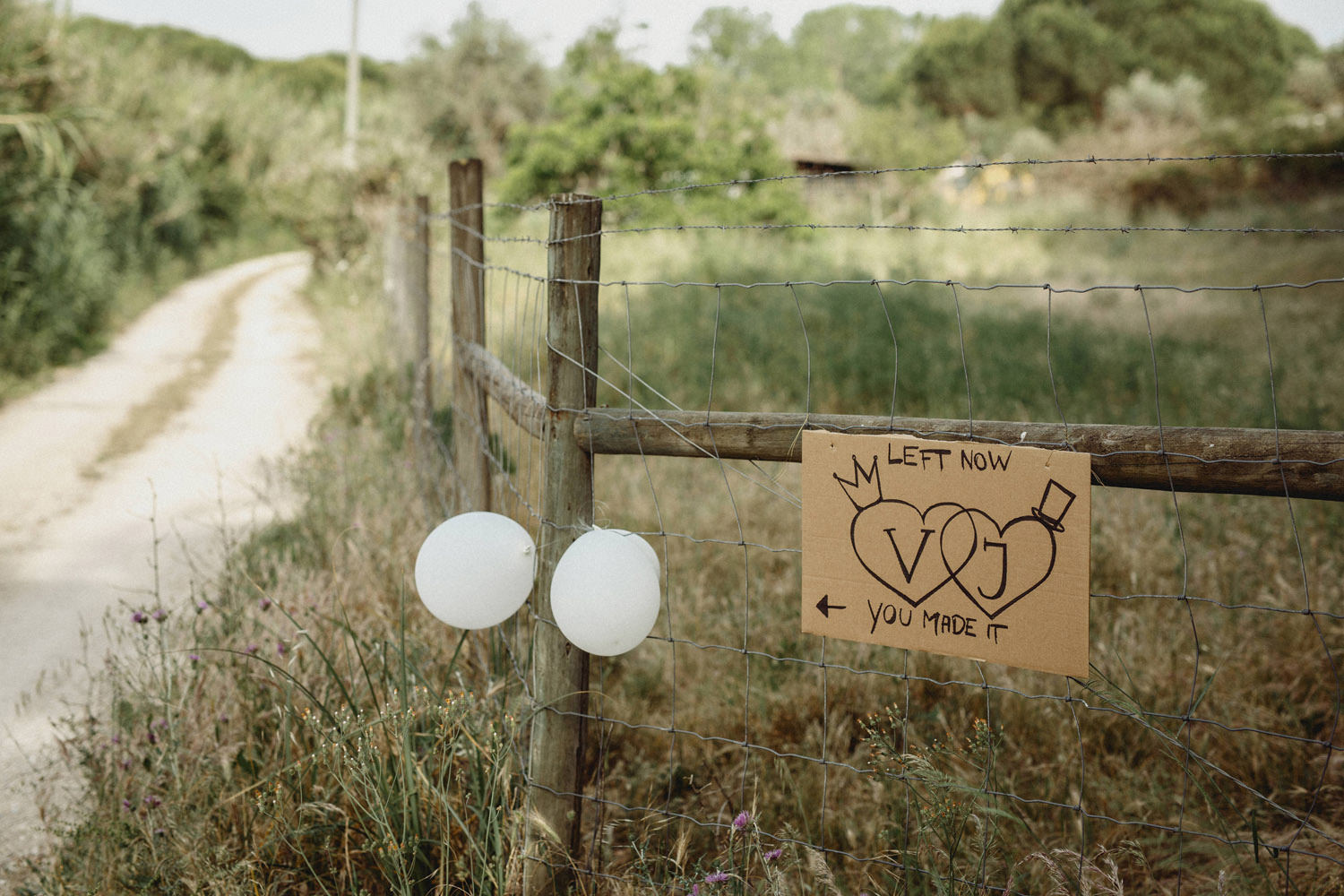 hand made signs at a DIY wedding in Portugal